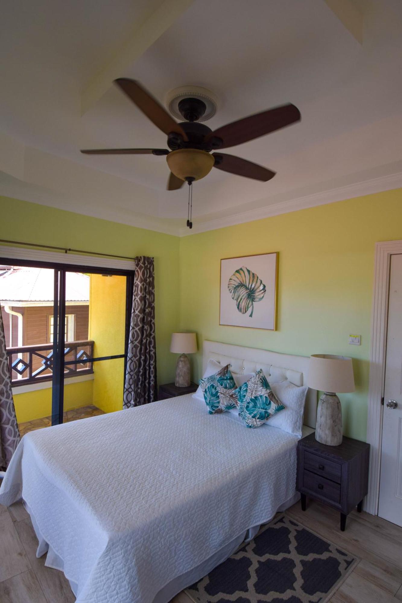 Sea Piton View Apartment- Location, Convenience, Modern Living Soufrière Eksteriør billede