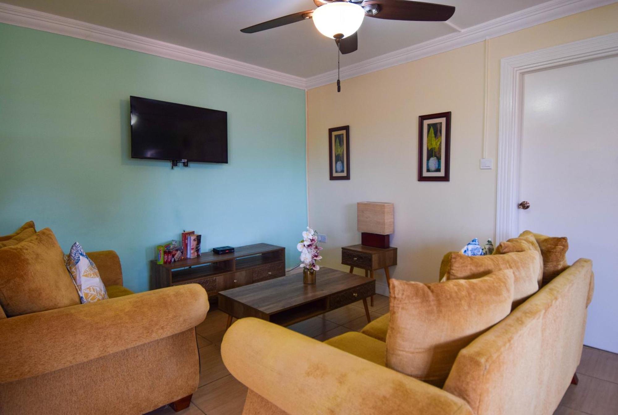 Sea Piton View Apartment- Location, Convenience, Modern Living Soufrière Eksteriør billede