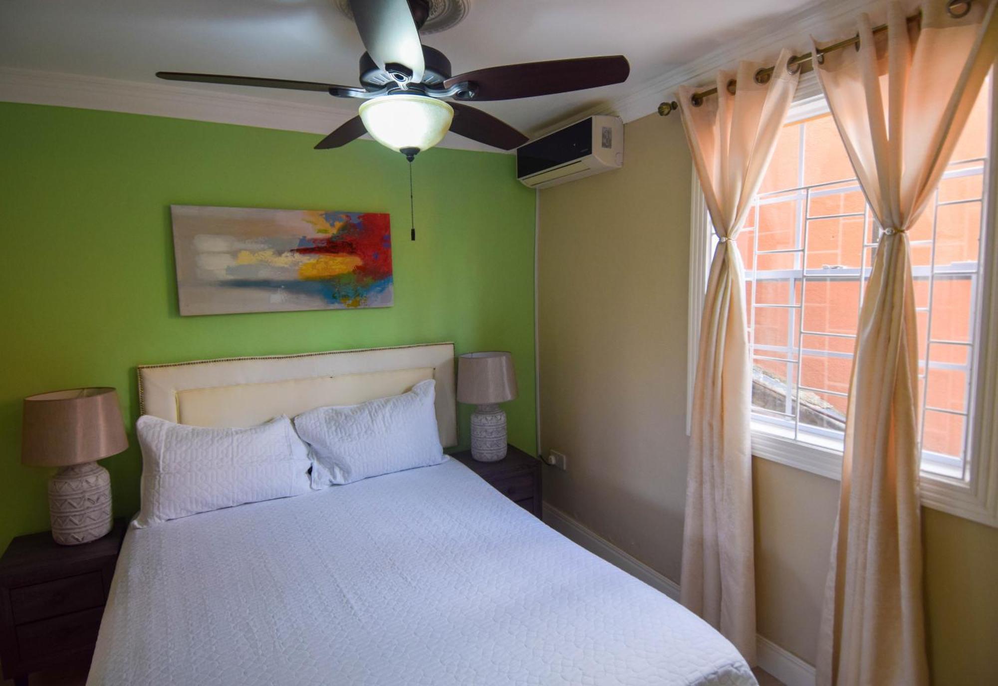 Sea Piton View Apartment- Location, Convenience, Modern Living Soufrière Eksteriør billede